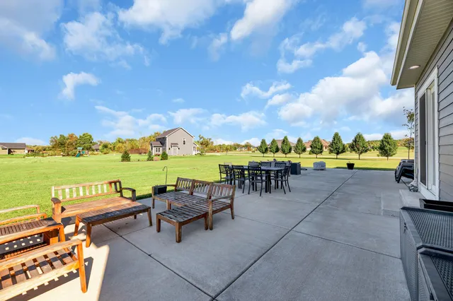 $779,000 | W2464 Leasure Way, East Troy, WI 53120