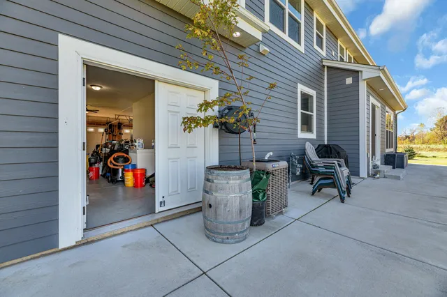 $779,000 | W2464 Leasure Way, East Troy, WI 53120