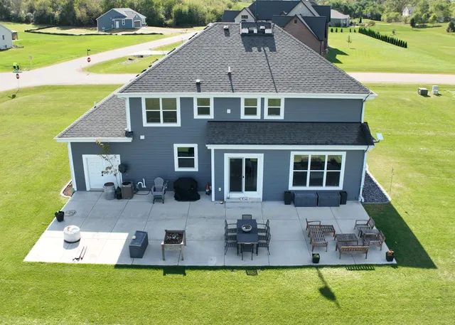 $779,000 | W2464 Leasure Way, East Troy, WI 53120