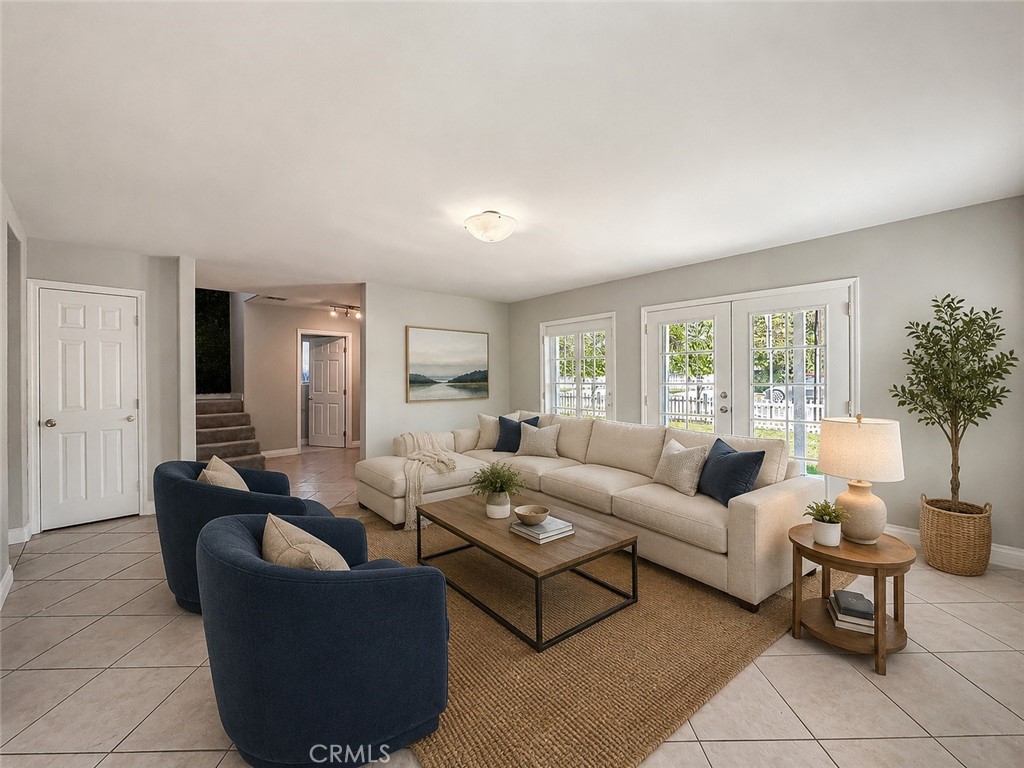 58 Charles Street Moorpark, CA 93021 - Photo 14 of 64 Virtually Staged Family Room