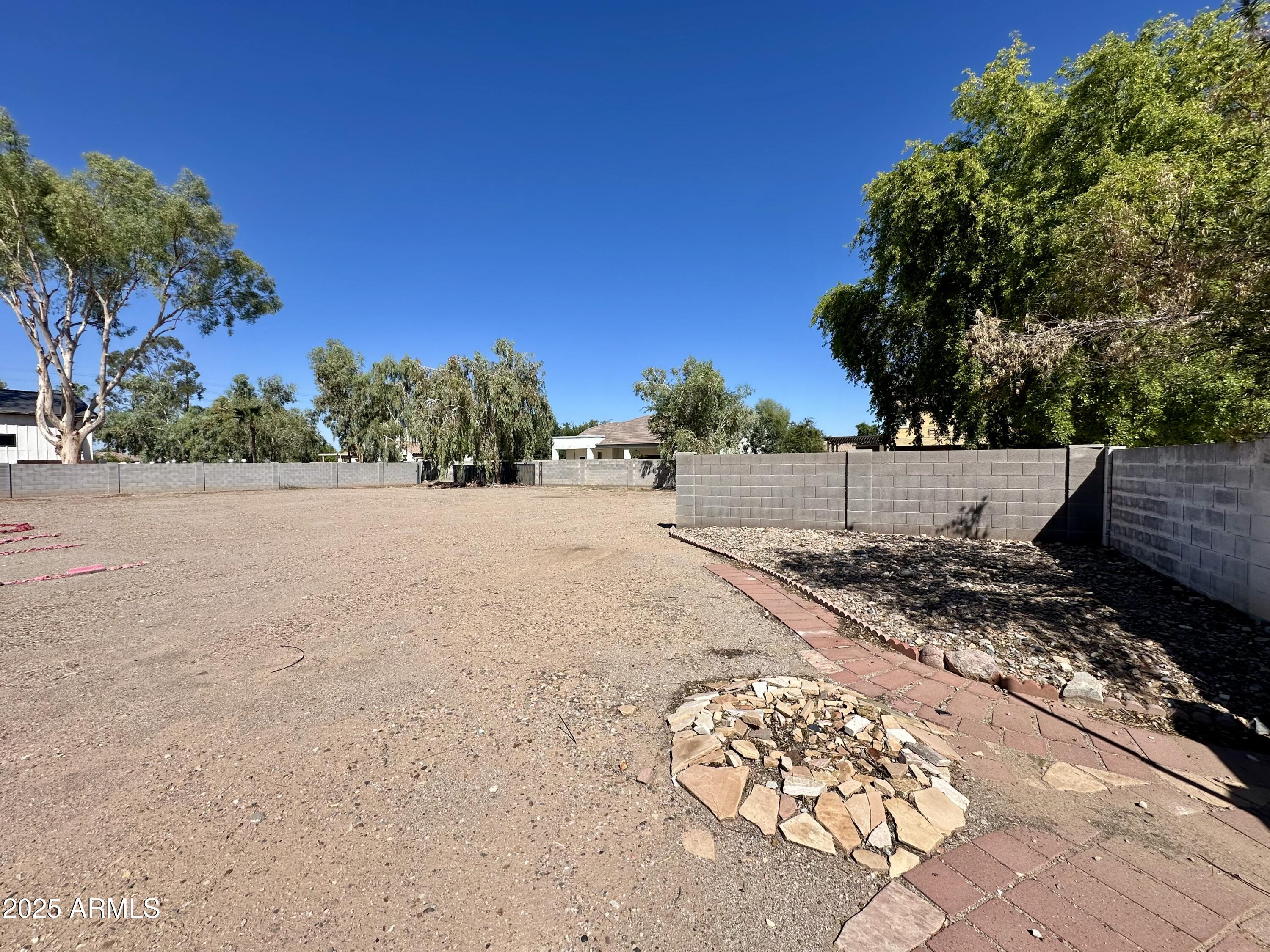 224-xx South Cooper Road Chandler, AZ 85249 - Photo 3 of 7 Wall