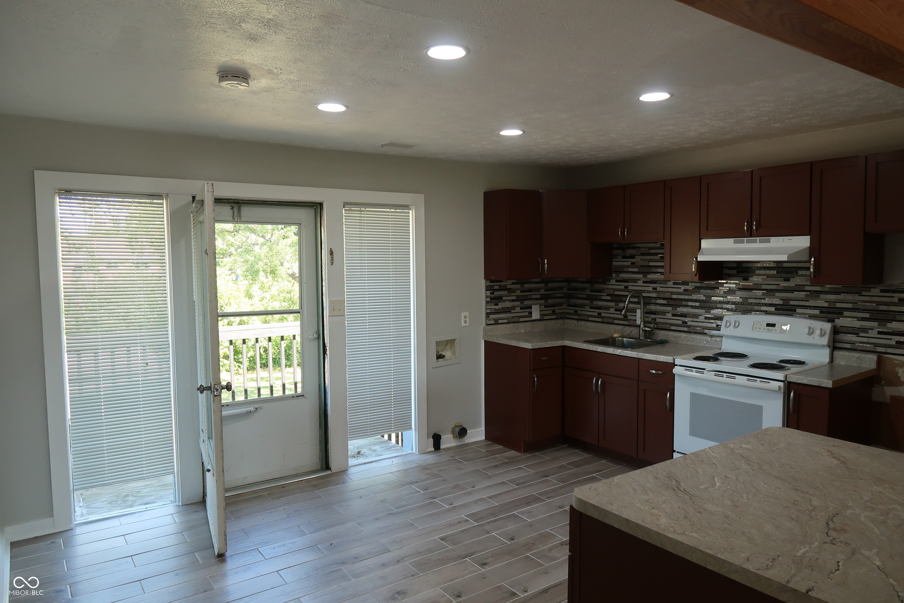 6016 Dickson Road Indianapolis, IN 46226 - Photo 6 of 16