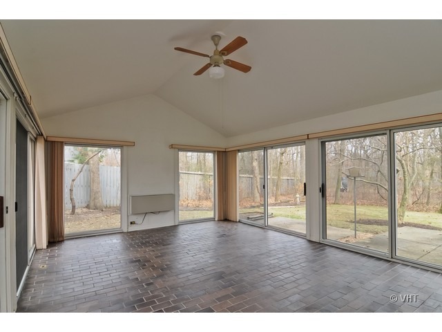 721 Rockefeller Road Lake Forest, IL 60045 - Photo 9 of 10 a view of an empty room with a window