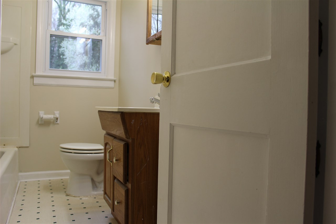 500 Grovemont Road Raleigh, NC 27603 - Photo 11 of 18 Bathroom