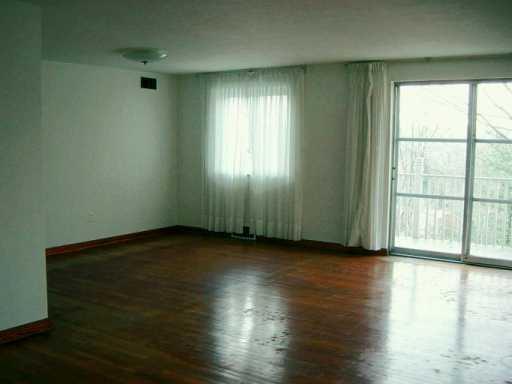 421 Decatur Avenue Forest Hills, PA 15221 - Photo 2 of 5 Gallery Image 2