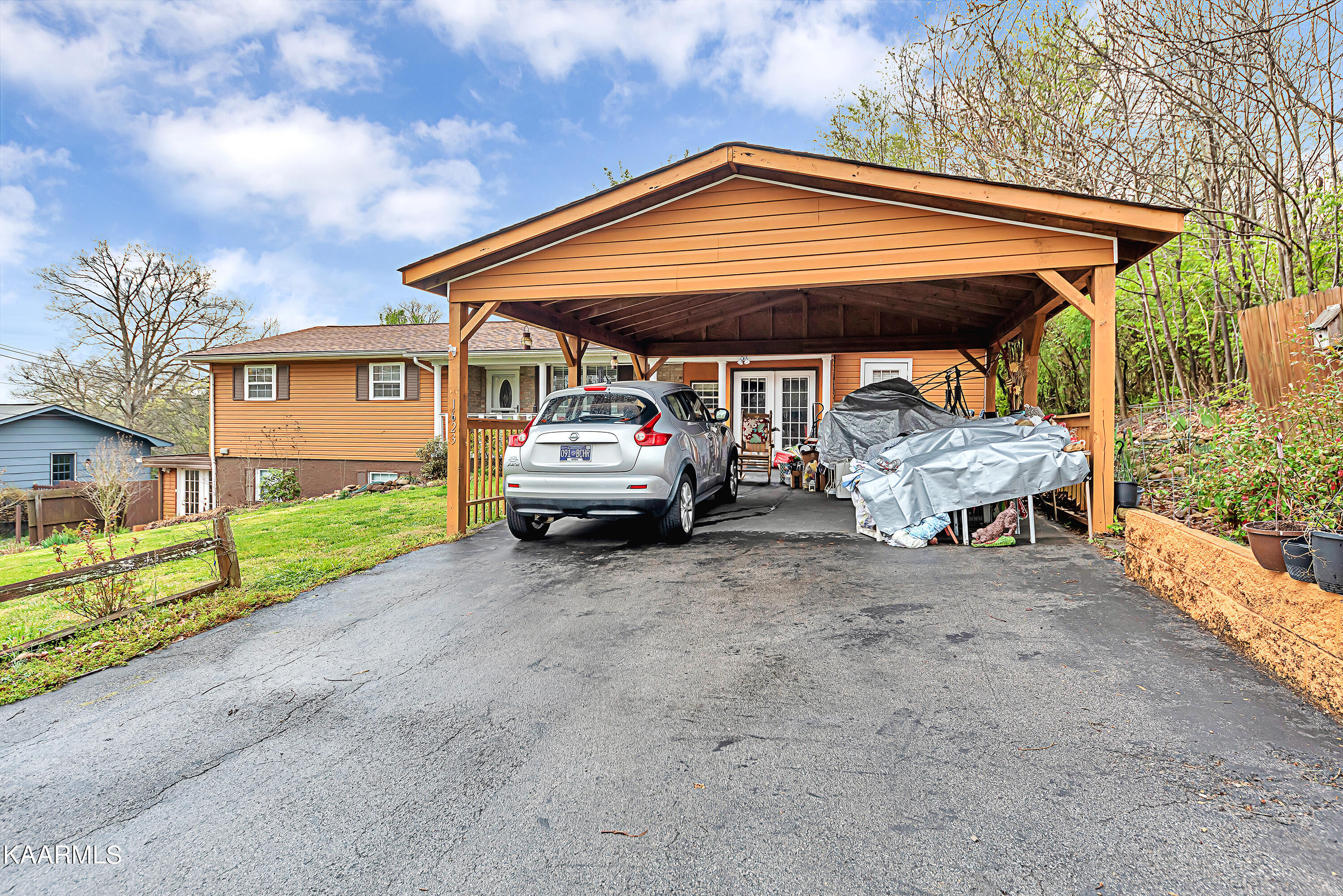 1623 Leconte Road Knoxville, TN 37914 - Photo 3 of 22 AgentOptix -3