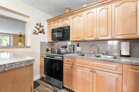 $589,000 | 5540 Northwest 180th Terrace, Miami Gardens, FL 33055
