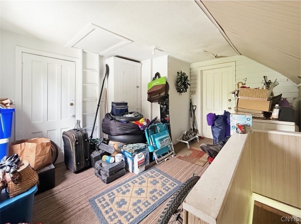614 Turin Street Rome, NY 13440 - Photo 24 of 46 2nd Floor Mudroom