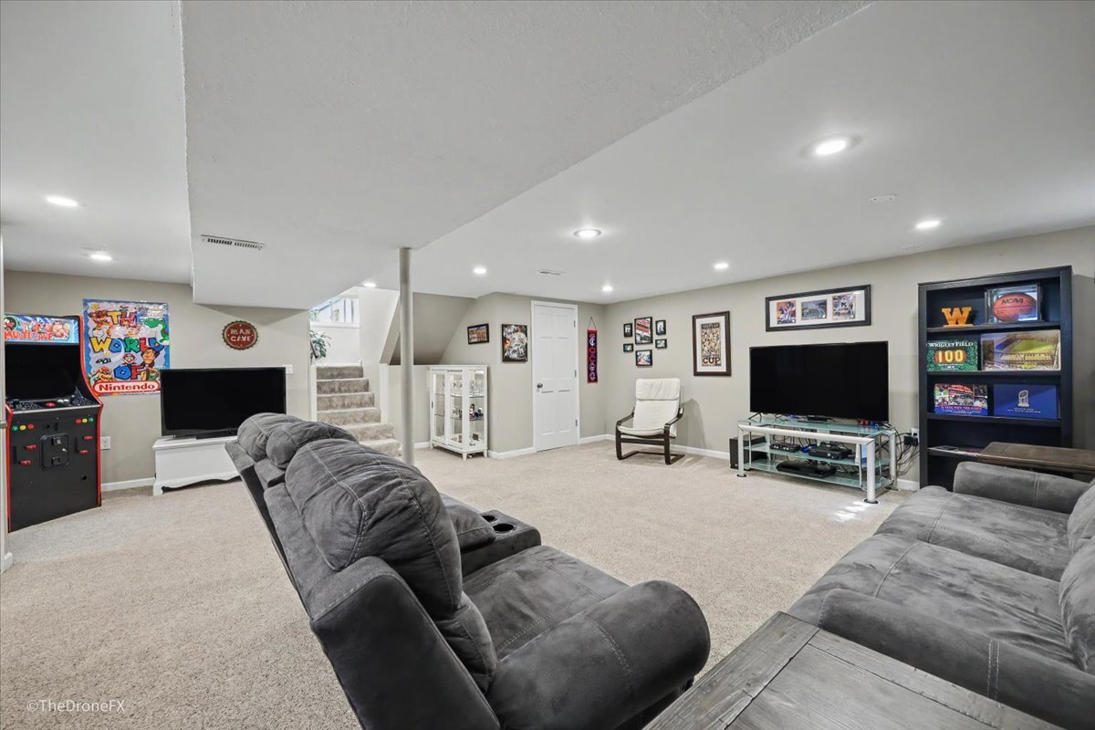 767 North Willow Road Elmhurst, IL 60126 - Photo 25 of 36