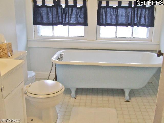 3265 Grenway Road Shaker Heights, OH 44122 - Photo 11 of 14 Gallery Image 11