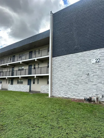 $1,795 | 8000 Fairview Drive, Unit 306, Tamarac, FL 33321