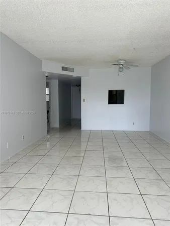 $1,795 | 8000 Fairview Drive, Unit 306, Tamarac, FL 33321