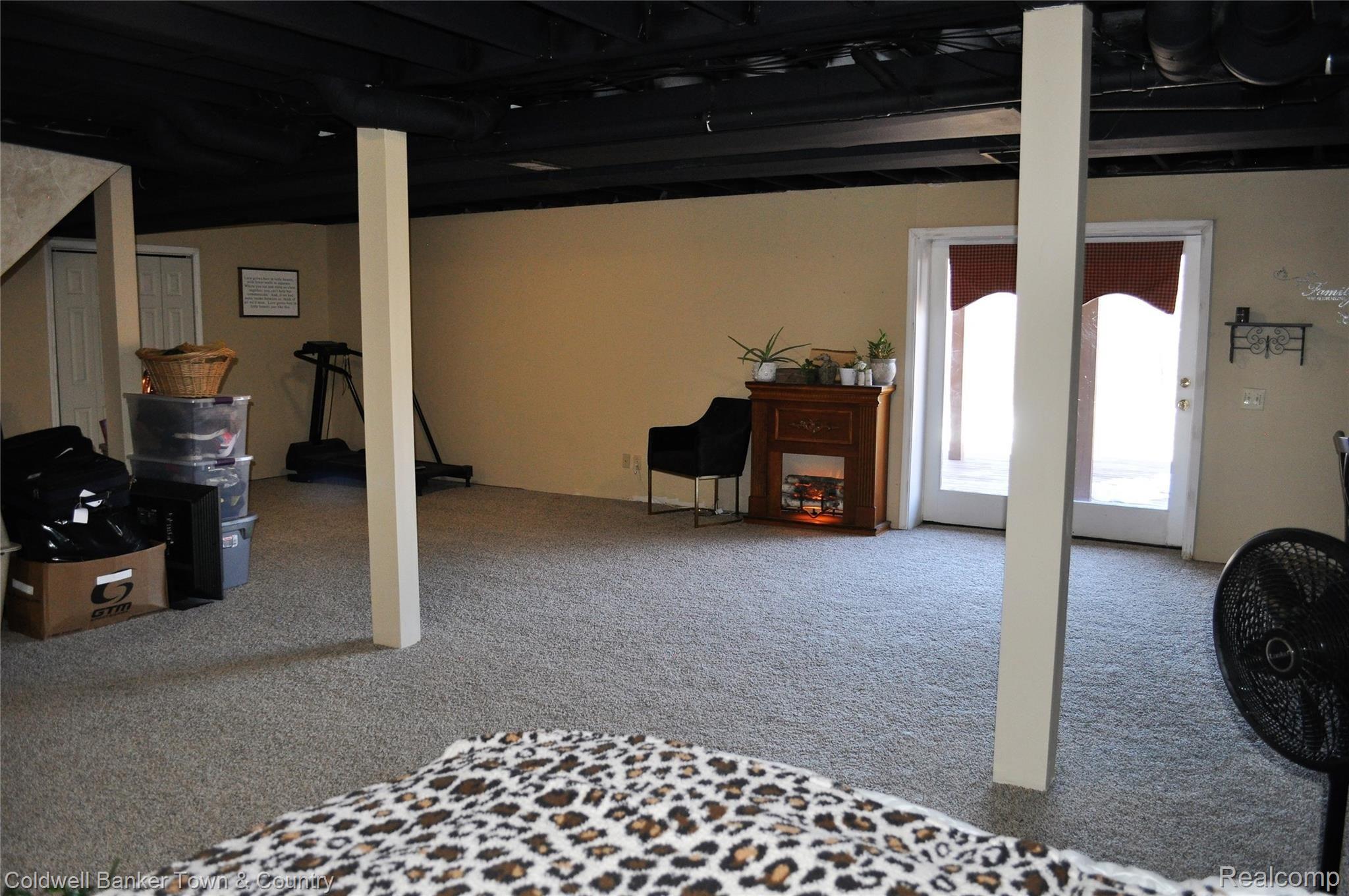 6798 Farley Road Pinckney, MI 48169 - Photo 30 of 47 DSC_0371 (2).JPG