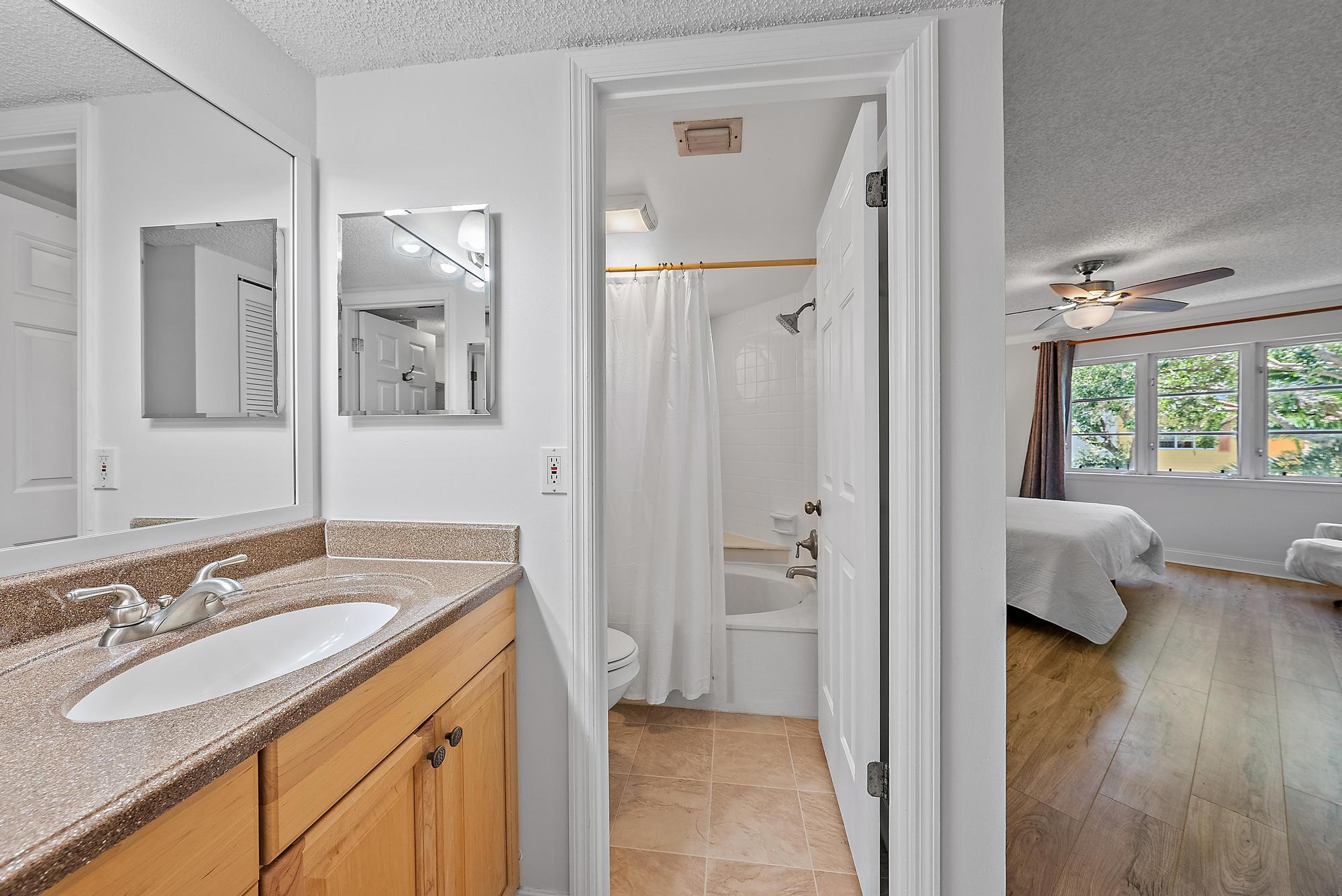 154 Seabreeze Circle Jupiter, FL 33477 - Photo 16 of 21 154 Seabreeze Circle-10