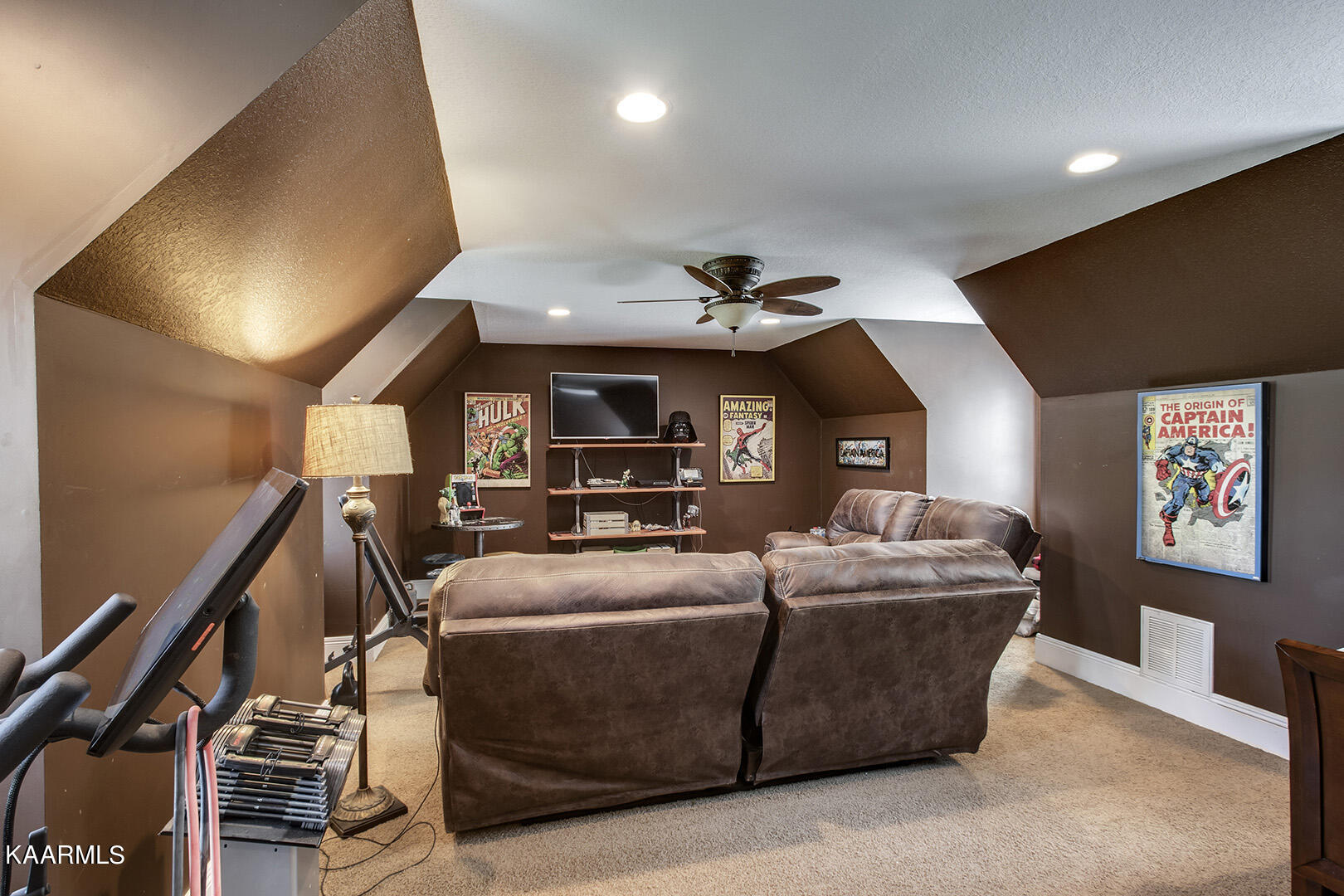 958 Paint Rock Ferry Road Kingston, TN 37763 - Photo 34 of 60 34_PaintRockFerryRoad_958_BonusRoom01