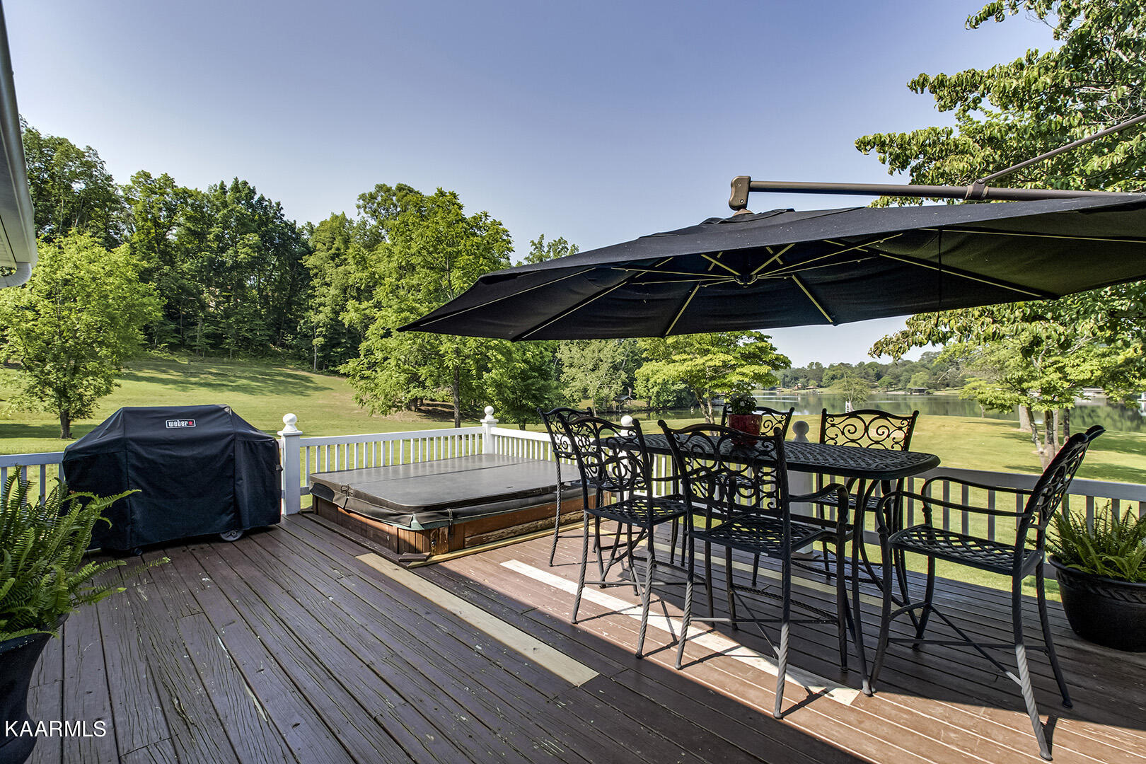 958 Paint Rock Ferry Road Kingston, TN 37763 - Photo 37 of 60 37_PaintRockFerryRoad_958_Deck01