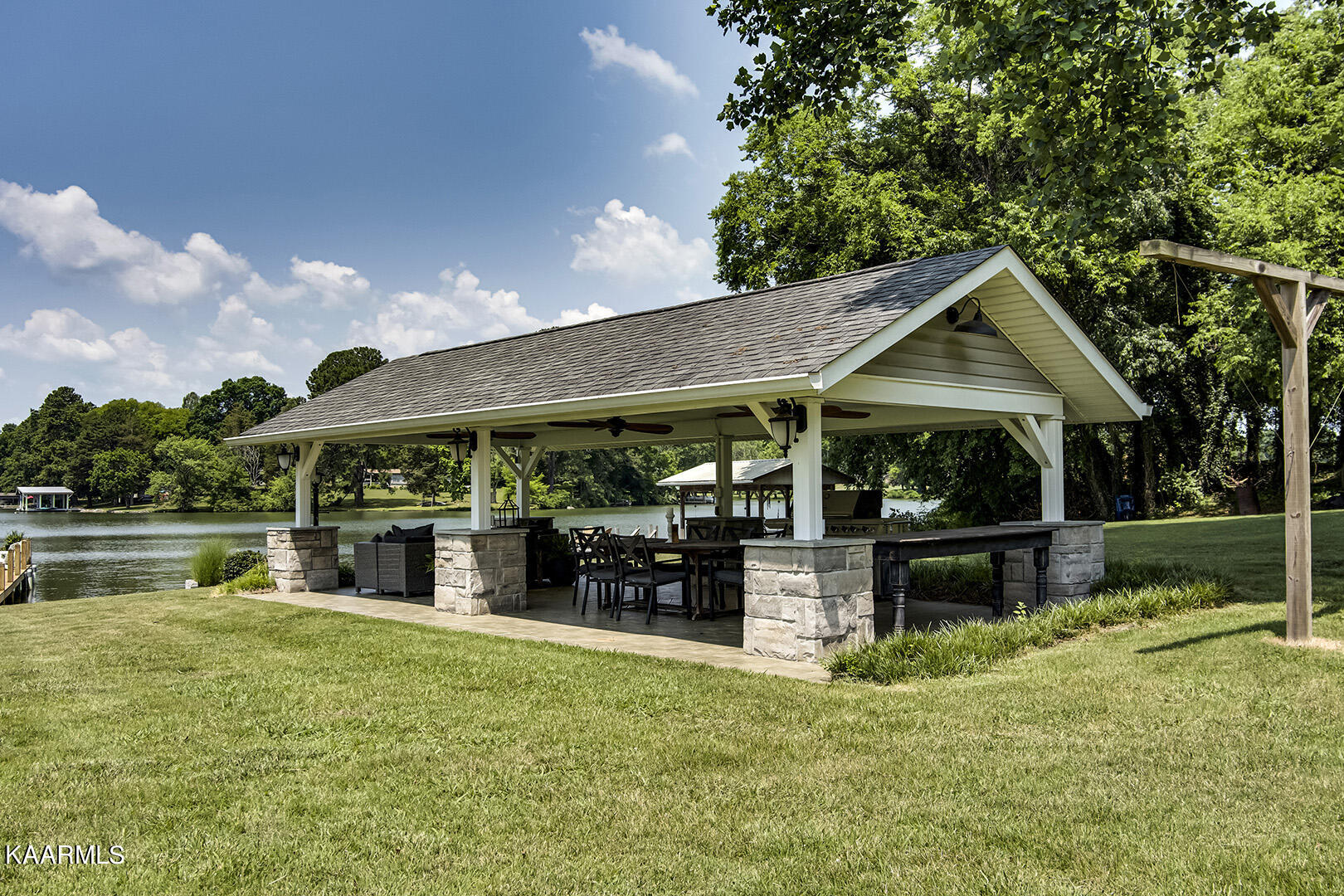 958 Paint Rock Ferry Road Kingston, TN 37763 - Photo 47 of 60 47_PaintRockFerryRoad_958_OutdoorDiningP