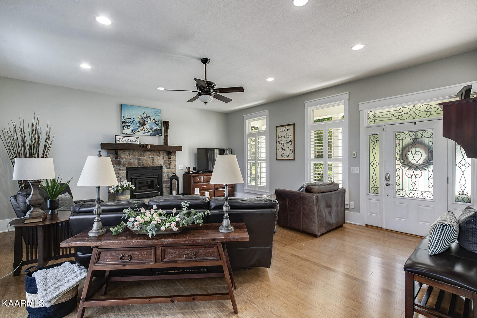 958 Paint Rock Ferry Road Kingston, TN 37763 - Photo 8 of 60 08_PaintRockFerryRoad_958_Living02