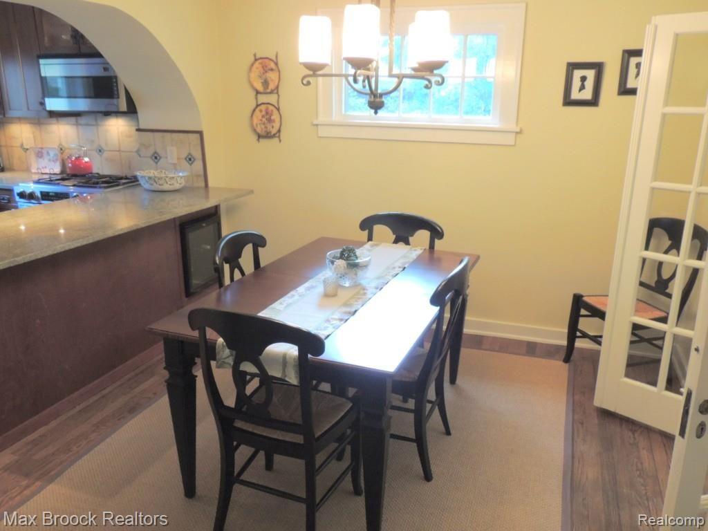 220 Ravine Road Birmingham, MI 48009 - Photo 8 of 17 Dining Room.jpg