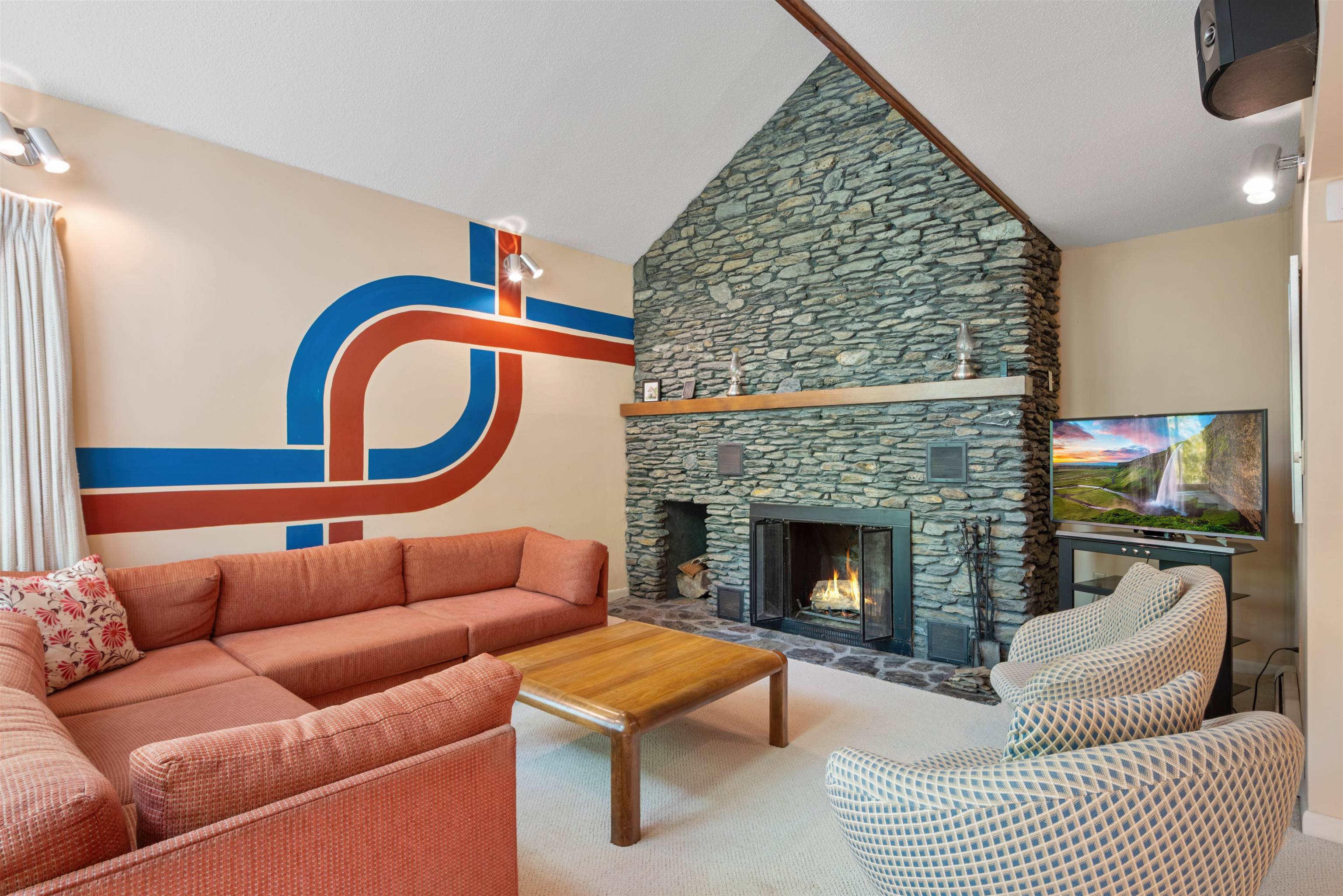 64 East Lane Killington, VT 05751 - Photo 13 of 46