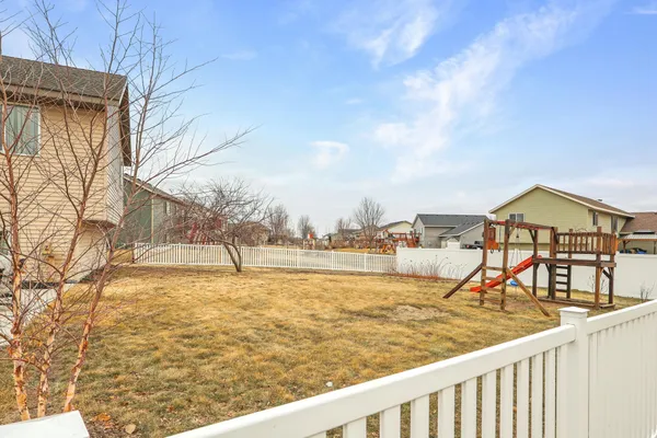 $319,900 | 505 Southwest 7th Avenue, Rice, MN 56367