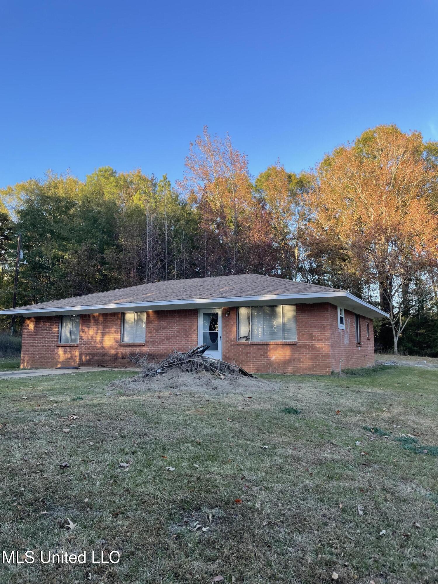 3648 Molestage Slack Road Pickens, MS 39146 - Photo 2 of 49 IMG_1356