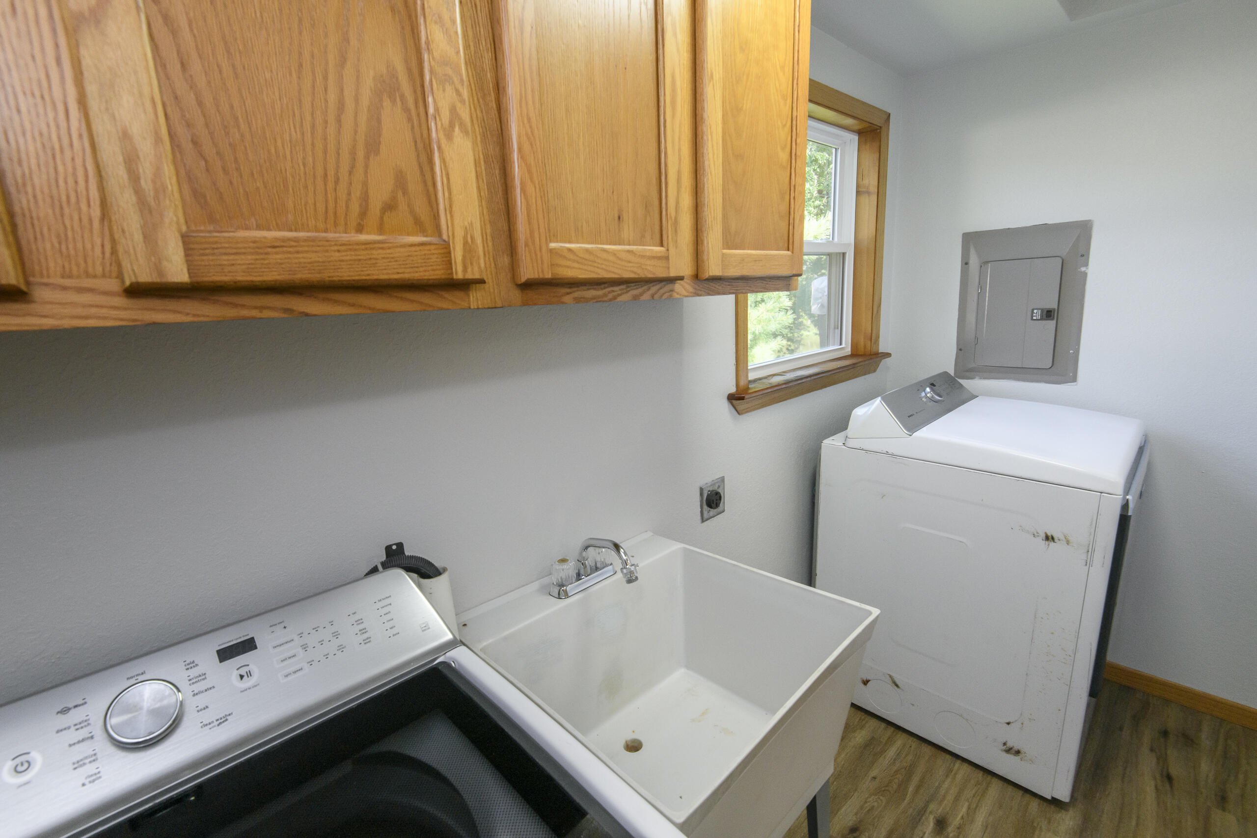 N2006 River Oaks Road Portland, WI 53579 - Photo 17 of 28 N2006 River oaks-27