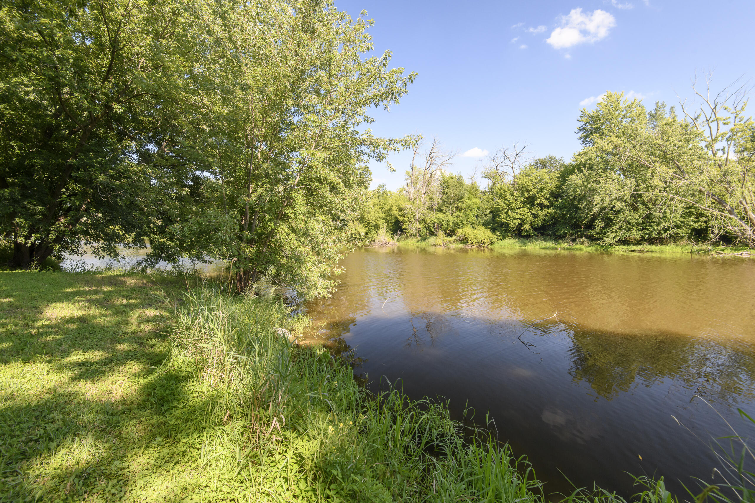 N2006 River Oaks Road Portland, WI 53579 - Photo 20 of 28 N2006 River oaks-11