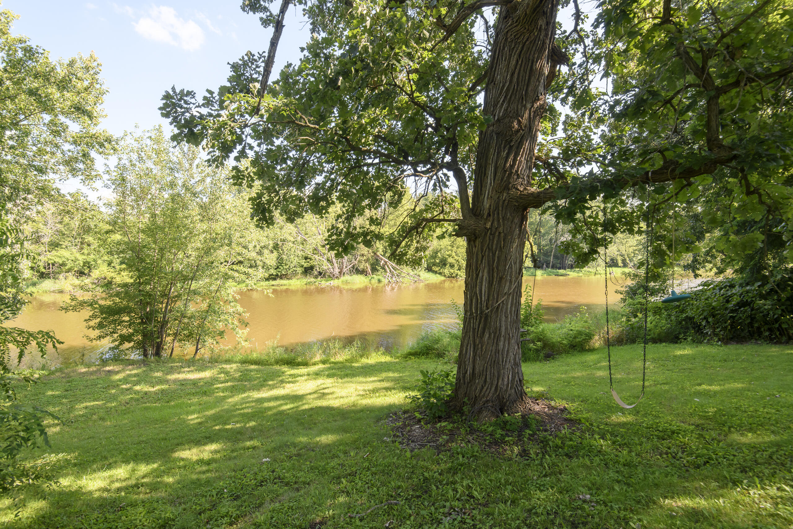 N2006 River Oaks Road Portland, WI 53579 - Photo 23 of 28 N2006 River oaks-09