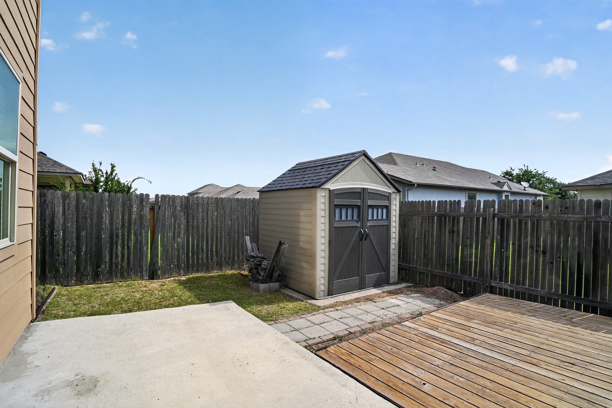 16816 Ruggio Road Pflugerville, TX 78660 - Photo 26 of 30 Shed in backyard