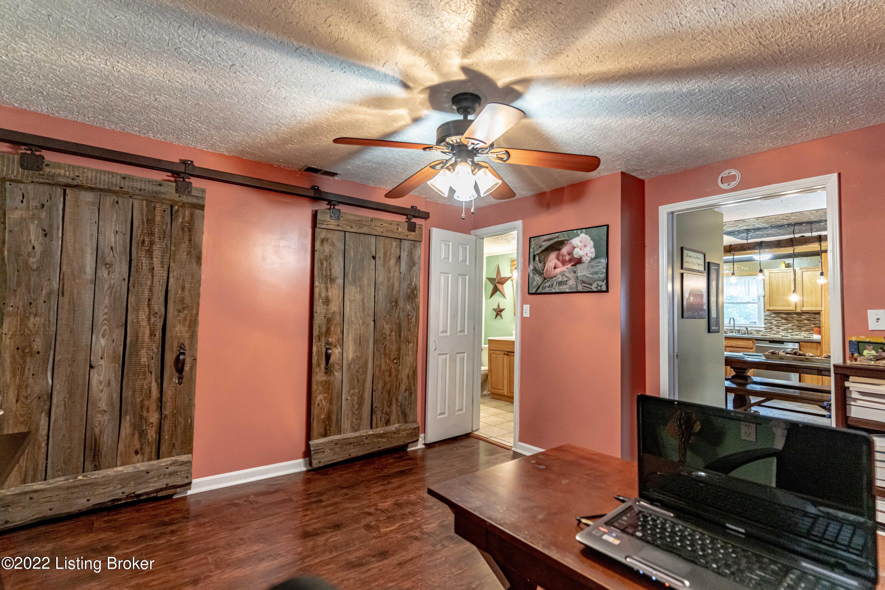 12710 Abbey Road Louisville, KY 40272 - Photo 12 of 26 DSC02612