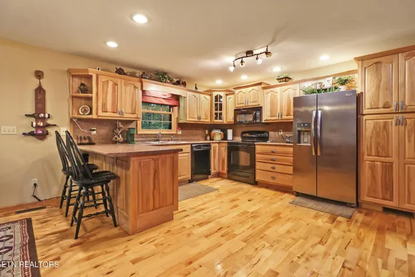 $479,900 | 1150 Grandview Way, Jamestown, TN 38556