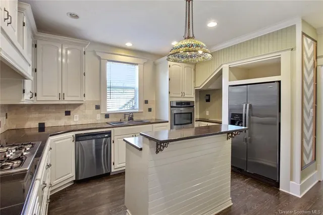 $289,000 | 738 Kirkman Street, Lake Charles, LA 70601