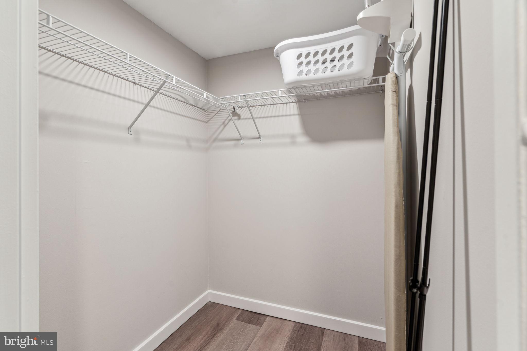 875 Sansom Street, Unit 1731 Philadelphia, PA 19107 - Photo 22 of 35 a view of a hallway