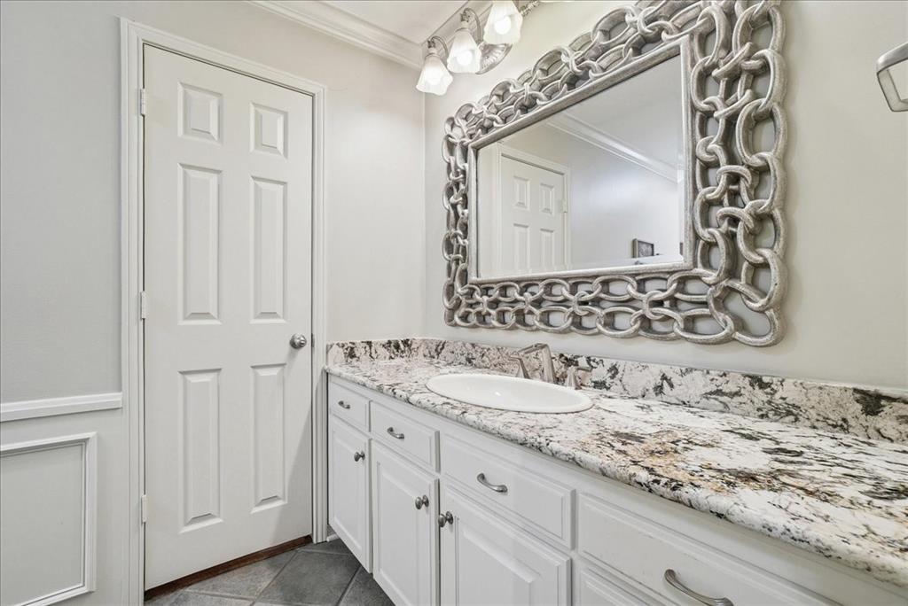 604 South Hampton Road Oak Leaf, TX 75154 - Photo 28 of 40