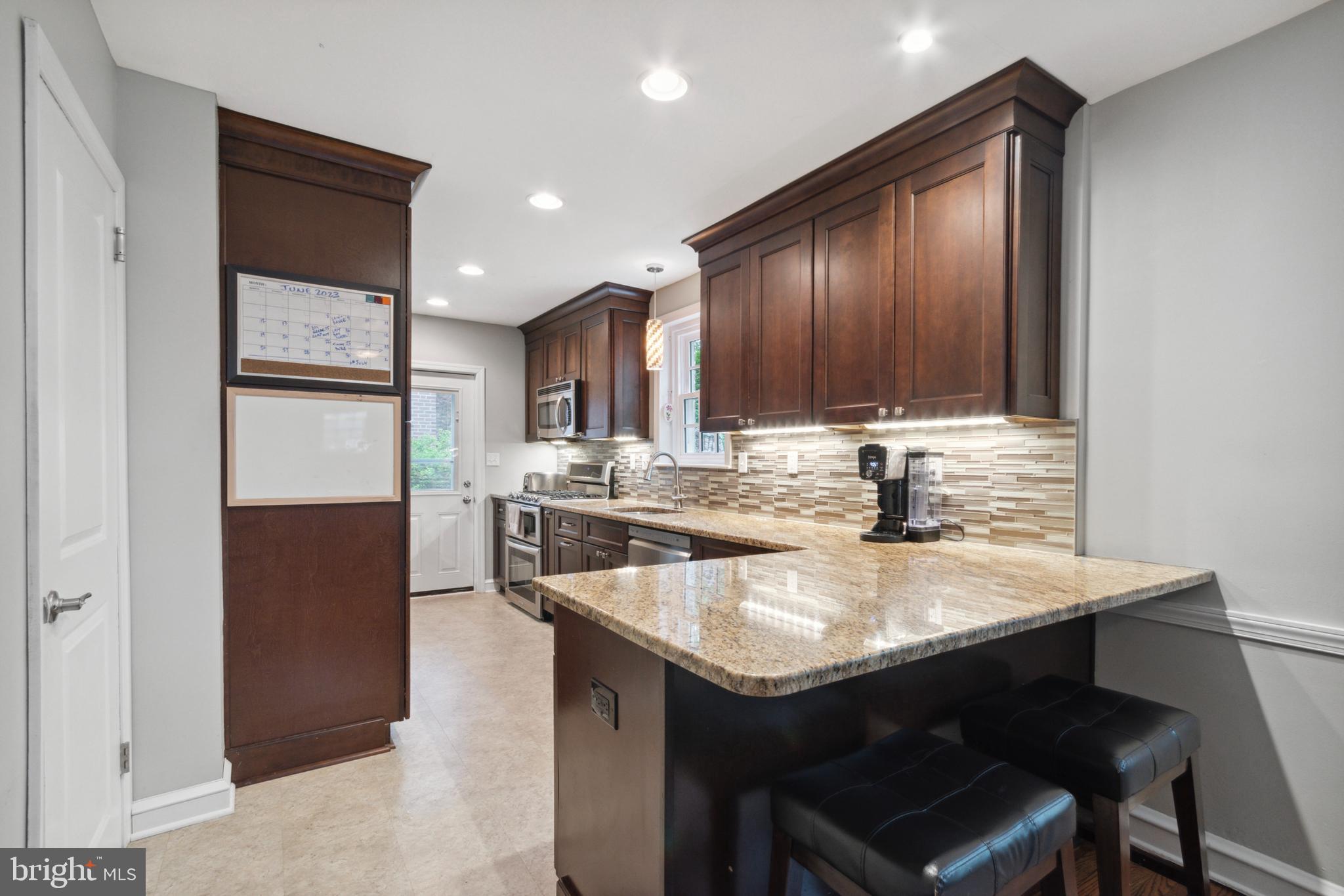 49 Braeburn Road Havertown, PA 19083 - Photo 10 of 34
