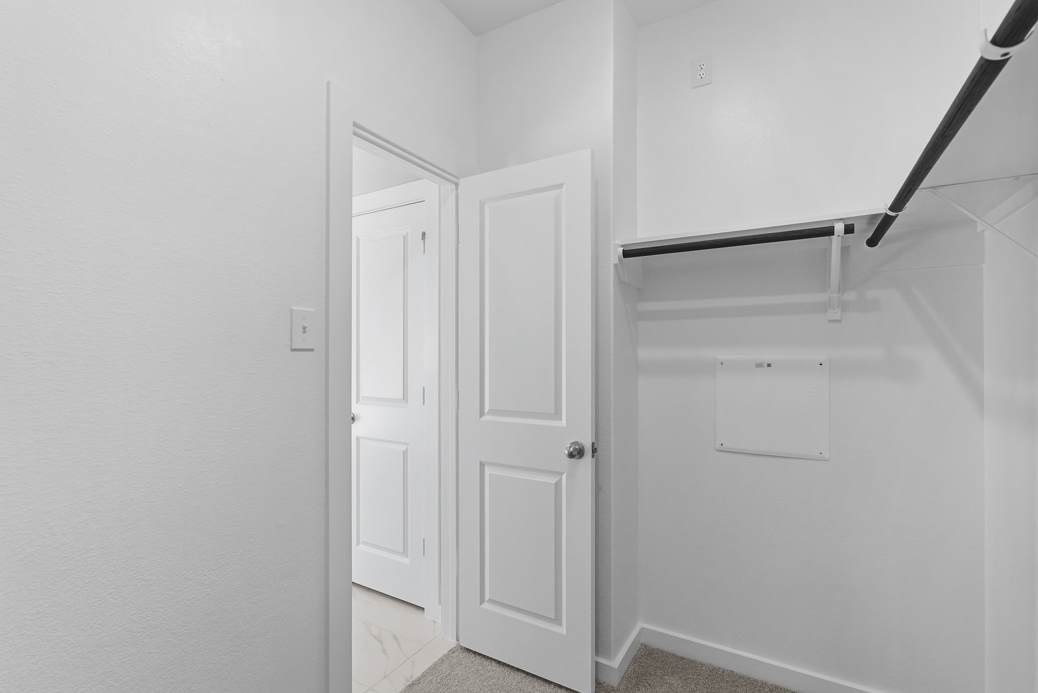3627 Atlas Pt Lane Angleton, TX 77515 - Photo 20 of 36 a view of closet