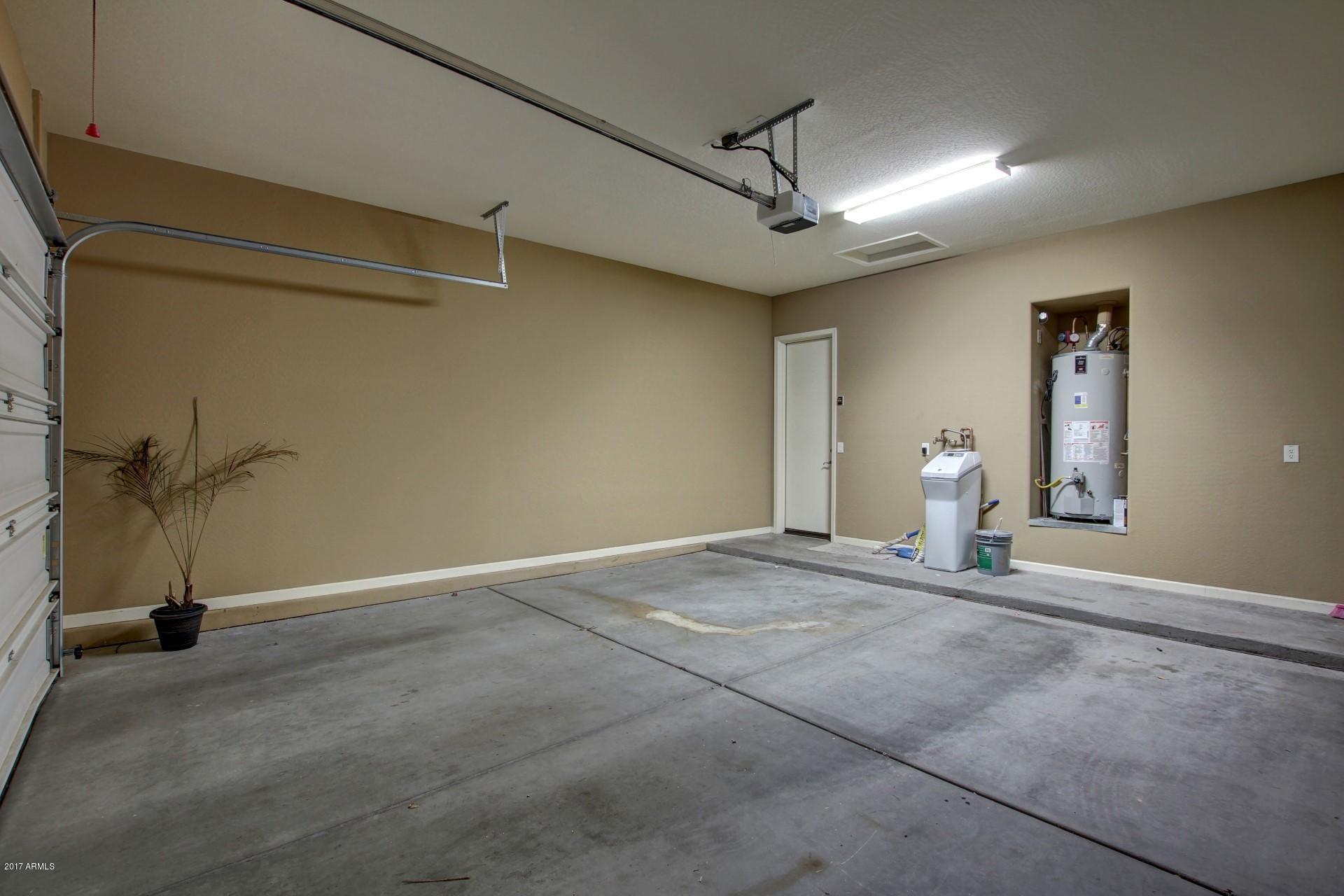 18083 West Narramore Road Goodyear, AZ 85338 - Photo 69 of 85 0044-Narramore - 18083 (44)