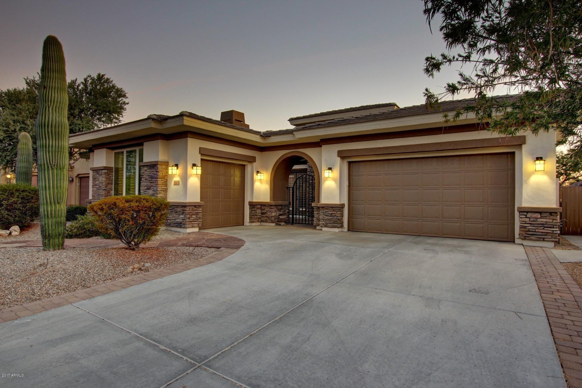 18083 West Narramore Road Goodyear, AZ 85338 - Photo 7 of 85 0051-Narramore - 18083 (51)