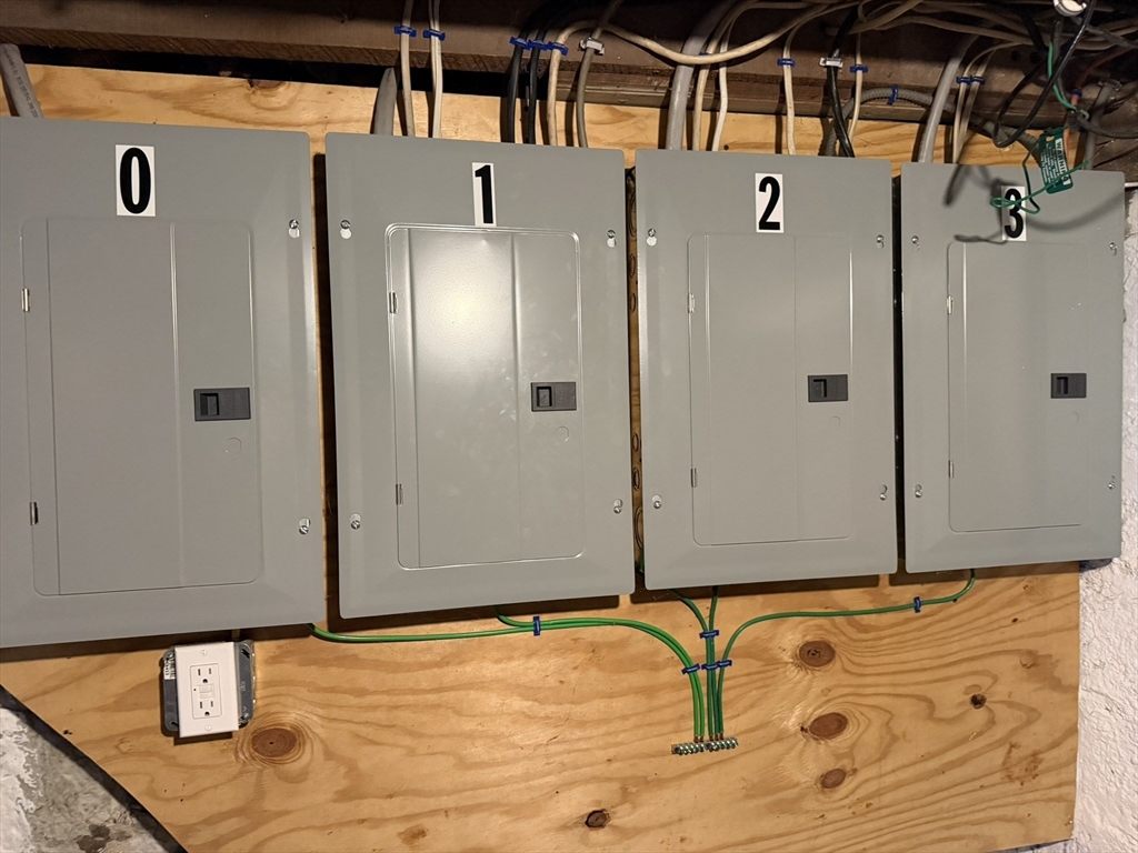 49 Perry Avenue Worcester, MA 01610 - Photo 11 of 24