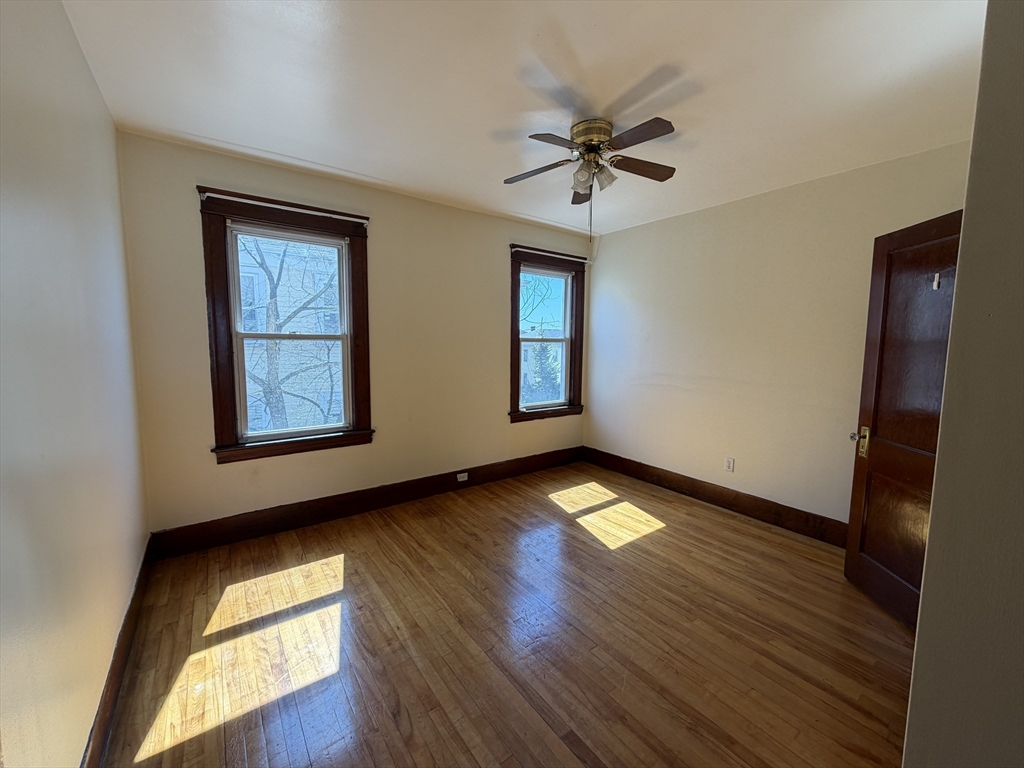 49 Perry Avenue Worcester, MA 01610 - Photo 15 of 24