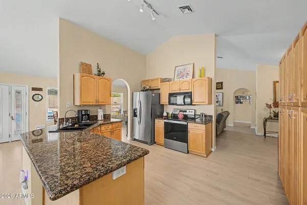 $625,000 | 9854 South 47th Place, Phoenix, AZ 85044