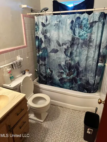 $475,000 | 8694 Bunker Hill Drive, Southaven, MS 38671