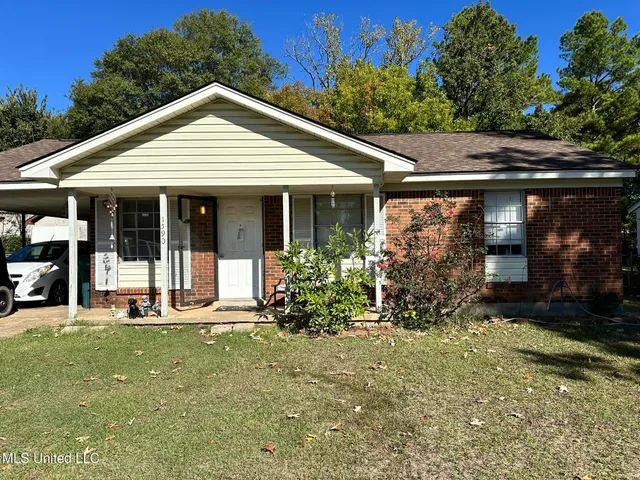 $475,000 | 8694 Bunker Hill Drive, Southaven, MS 38671