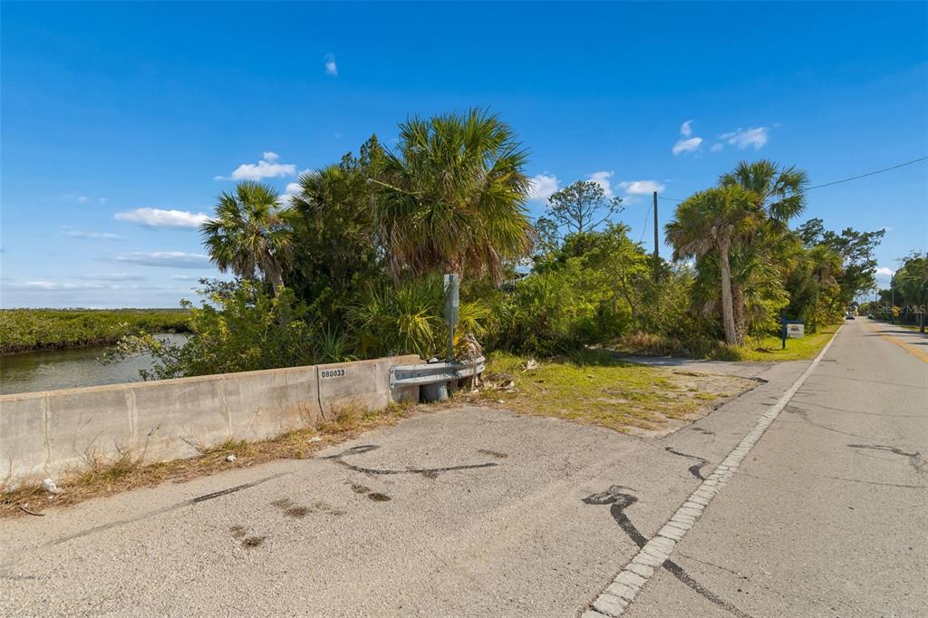 10501 Pine Island Drive Weeki Wachee, FL 34607 - Photo 44 of 54