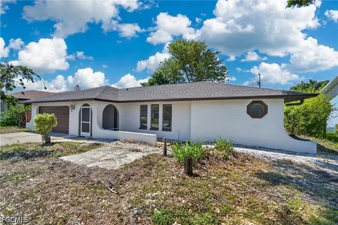 $220,000 | 1513 Southwest 52nd Lane, Cape Coral, FL 33914
