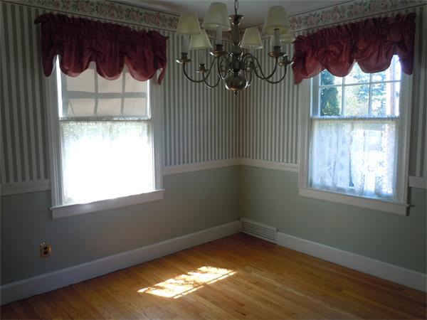696 Allen Street Springfield, MA 01118 - Photo 4 of 16