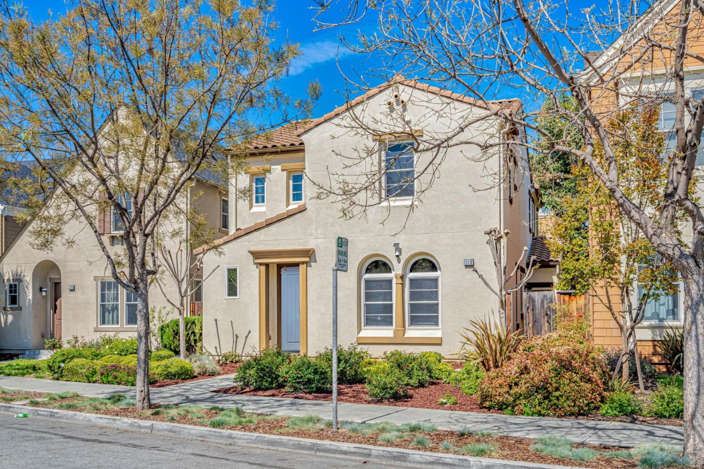310 Villa Street Mountain View, CA 94041 - Photo 2 of 40 a front view of a white building
