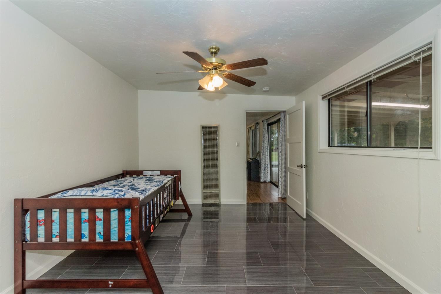 1783 North De Wolf Avenue Clovis, CA 93619 - Photo 20 of 39 a view of hallway with livingroom
