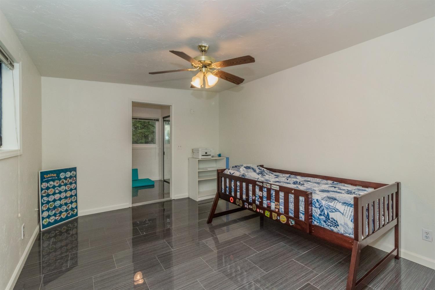 1783 North De Wolf Avenue Clovis, CA 93619 - Photo 21 of 39 a view of entryway with a fan